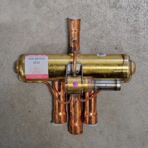 015B. 4-vägsventil STF-0251 G1 5-7 kW IVT, BOSCH