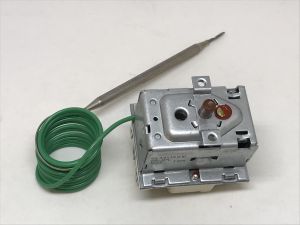 025. Temperature limiter