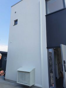 Värmepumpsskydd L VP3 Grundmålad