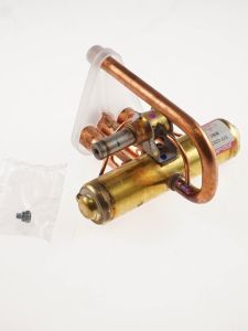 015. 4-way valve Ssa382c068