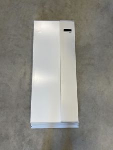 128. Front komplett - NIBE F730